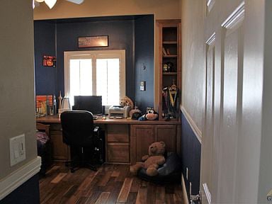 Building Photo - 12309 Thornwood Dr