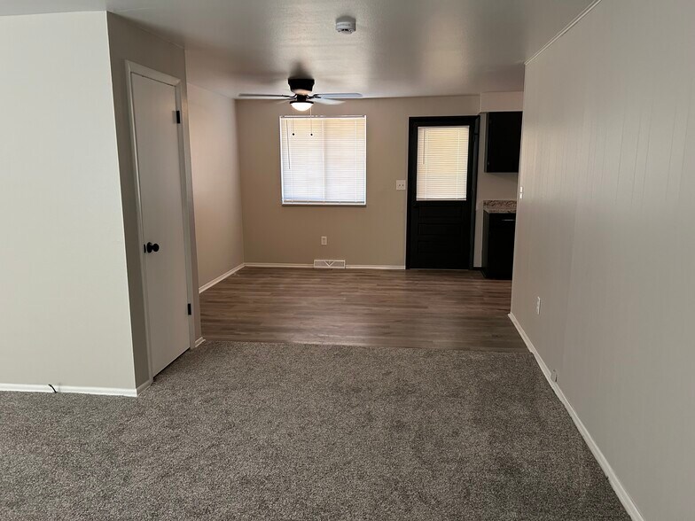 Building Photo - 1292 Moore St