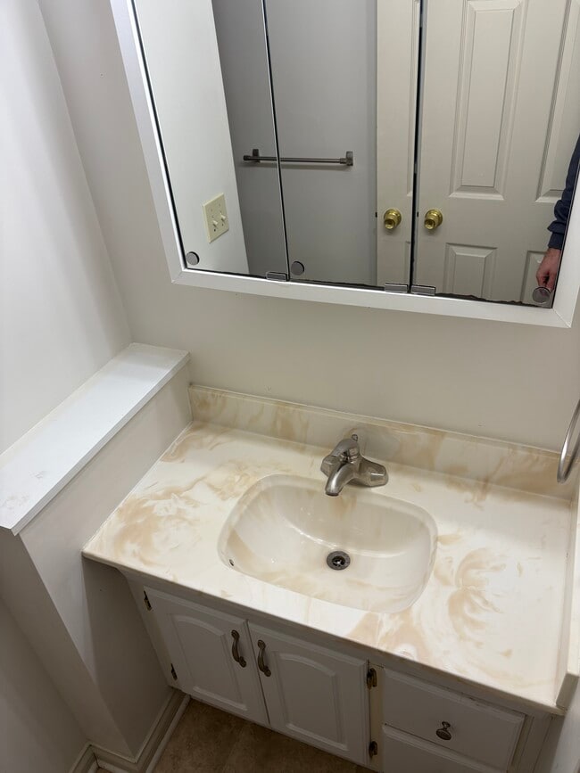 Building Photo - 740-746-746 N Wayne St