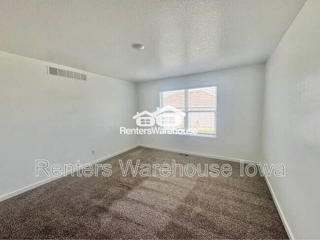 Building Photo - 4195 Cheyenne Ct