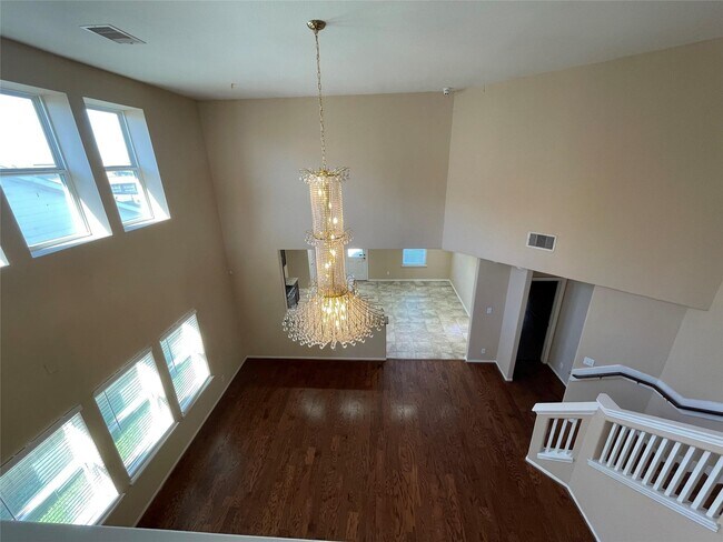 Building Photo - 4819 Seaside Sparrow Ln