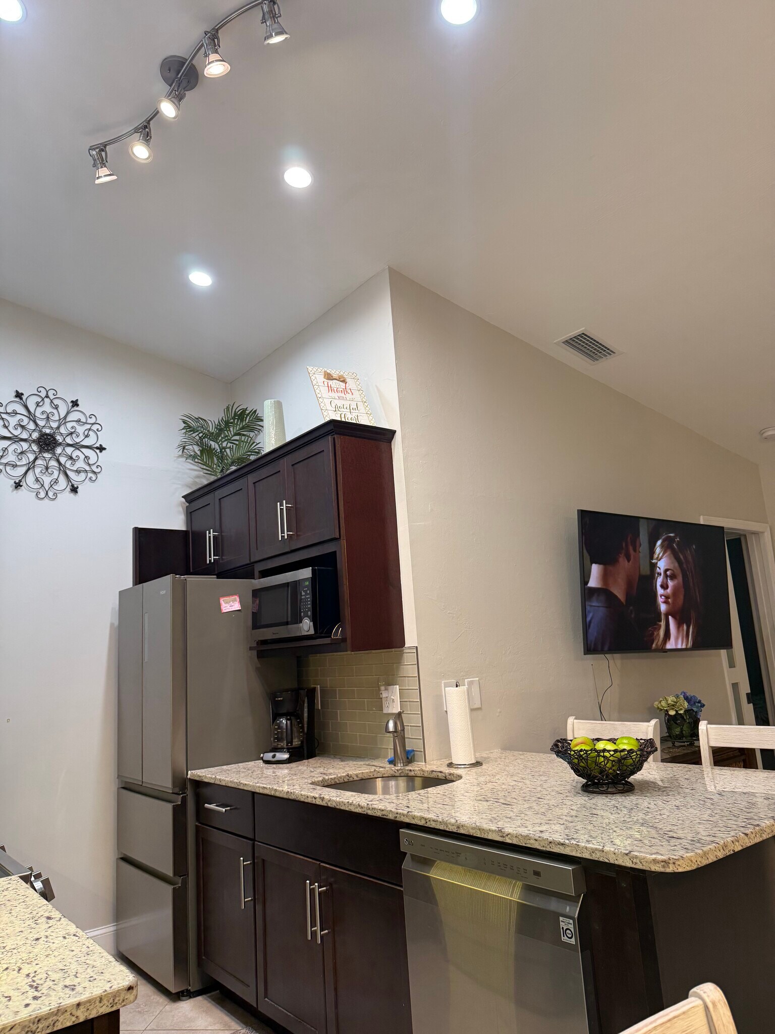 Building Photo - 5118 SW Courtyards Way