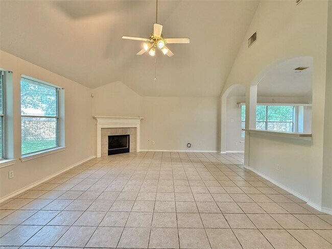 Building Photo - 110 S Merryweather Cir