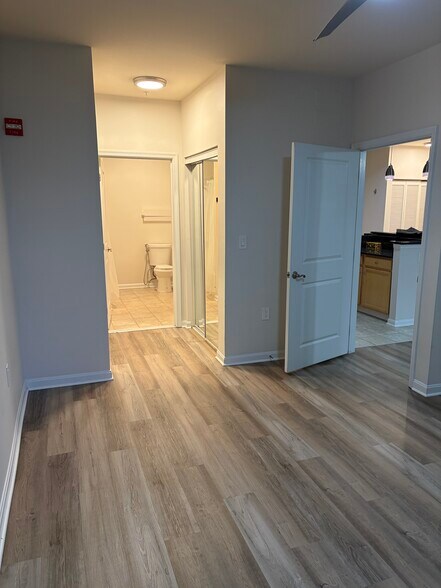 Building Photo - 2665 Prosperity Ave