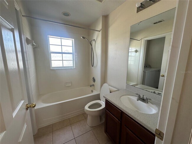 Building Photo - 6112 Chapledale Dr
