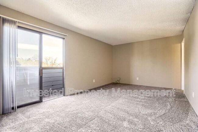 Building Photo - 11971 E Harvard Ave