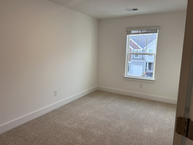 Building Photo - 1329 Maplesmith Wy