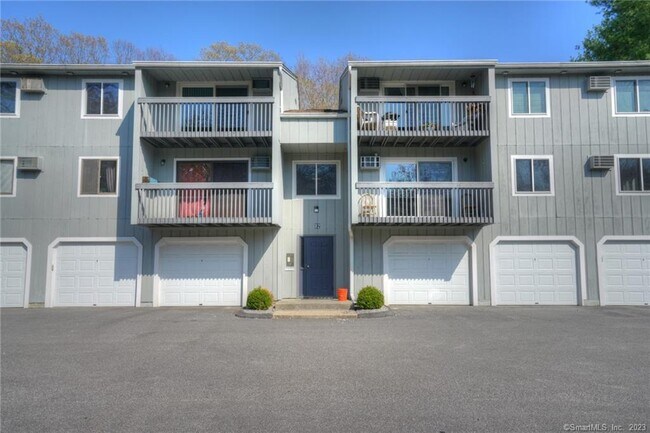 Primary Photo - 82 Buddington Rd