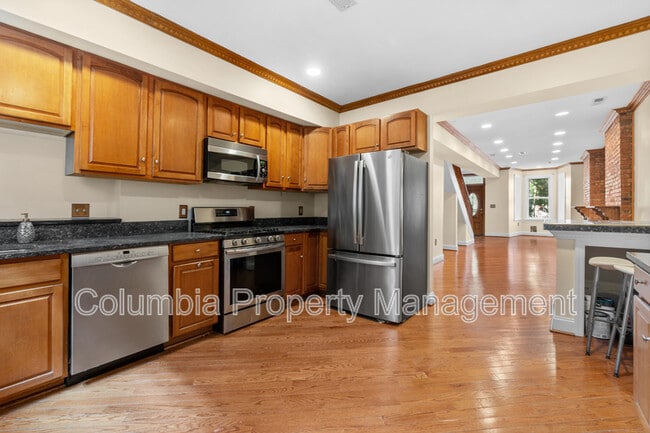 Building Photo - 1426 5th St NW