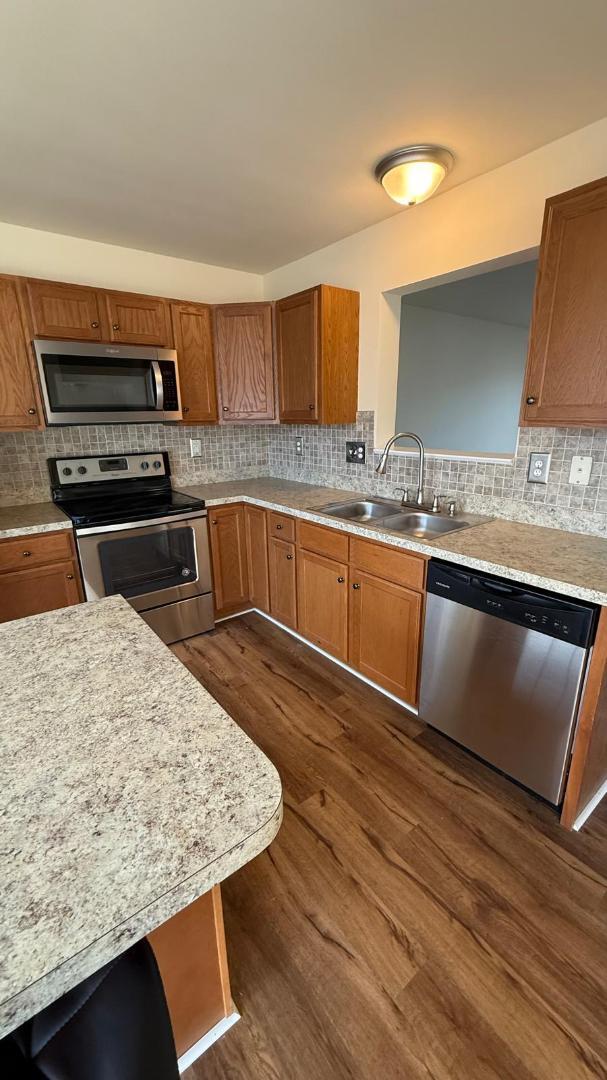 Building Photo - 12 Council Ct