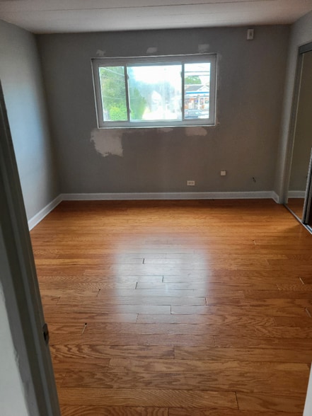 Building Photo - 3506 S 59th Ct