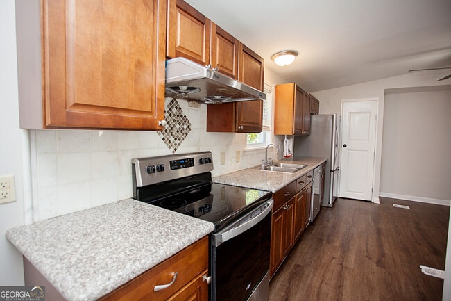 Building Photo - 1801 Marie Way