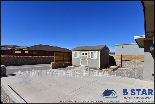 Building Photo - 4825 Mark Avizo