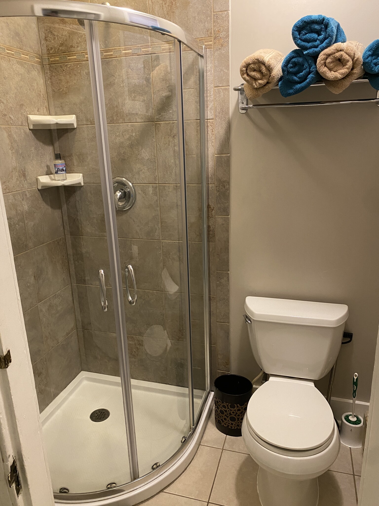 Bath Shower - 10 E Church St