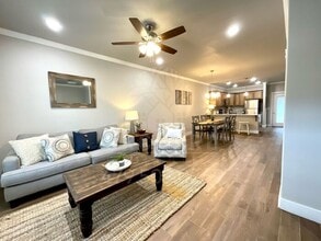 Building Photo - 2 Bed/ 2.5 Bath | Townhome in Siloam Springs! Must Move-in by 6/30