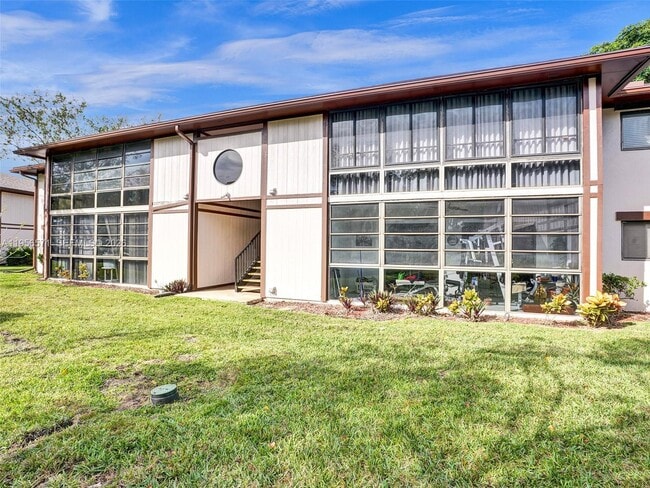 Building Photo - 9974 N Belfort Cir