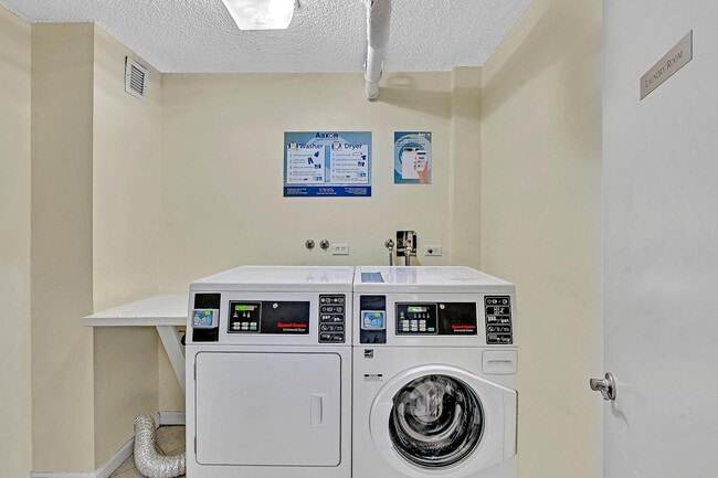 Building Photo - 3301 S Ocean Blvd