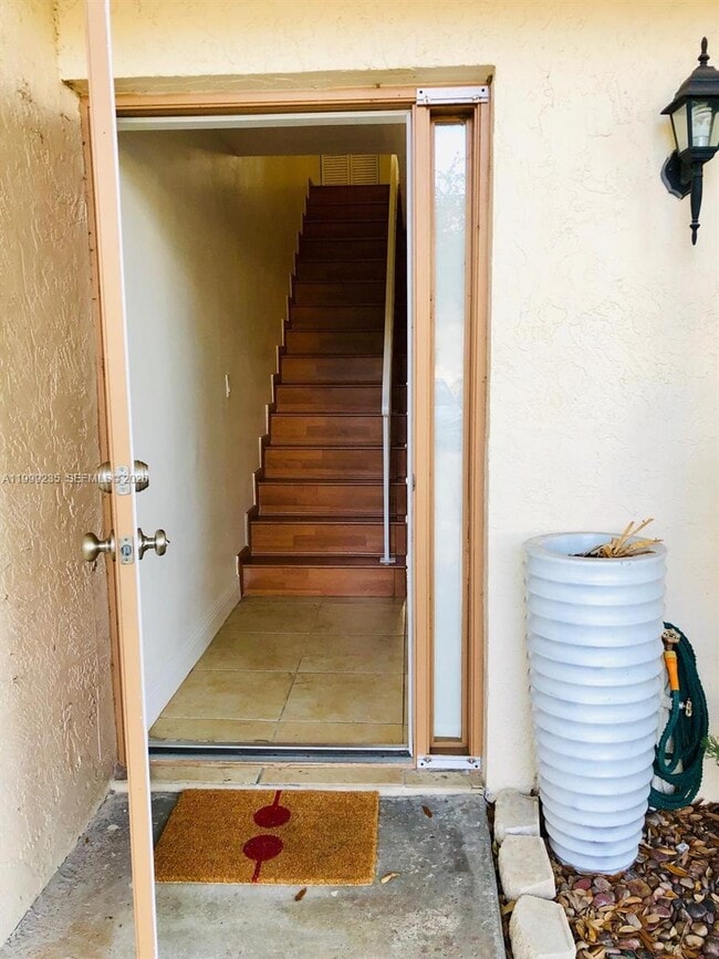 Building Photo - 6660 SW 130th Ave