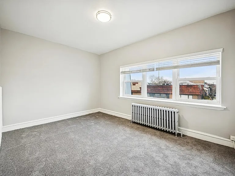 Building Photo - 7212 Oxford Ave