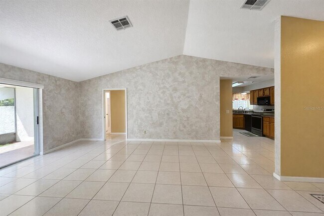 Building Photo - 1108 Dartford Dr