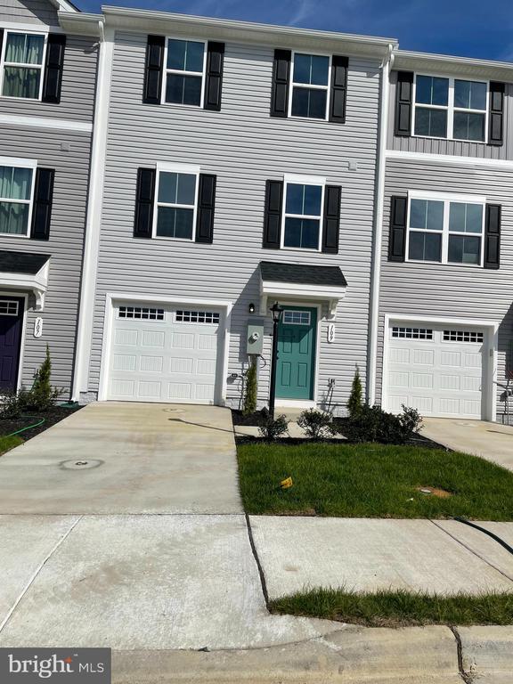 Building Photo - 109 KENSINGTON Cir