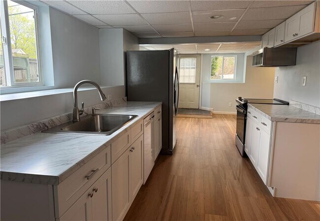 Building Photo - 52-52 Mapleville Main