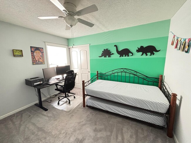 Building Photo - 5821 Marble Creek St