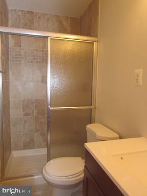 Building Photo - 2131 Pimmit Dr