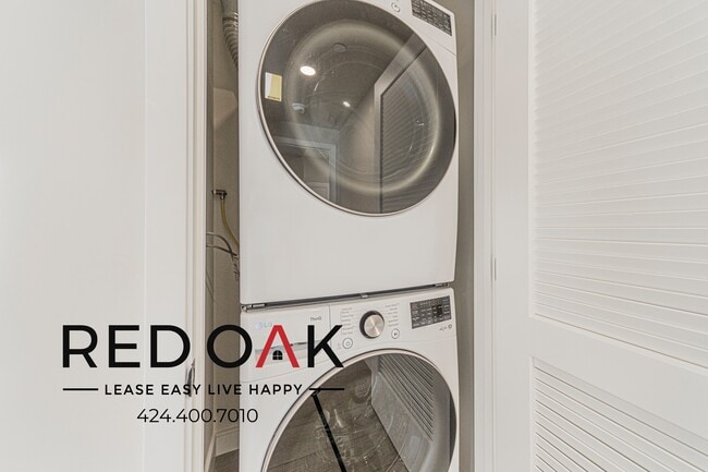 Building Photo - 5320 Cartwright Ave