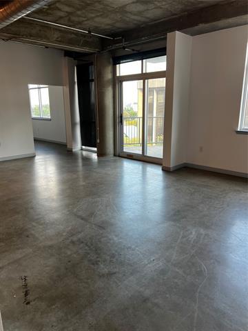 Building Photo - 1001 Belleview St
