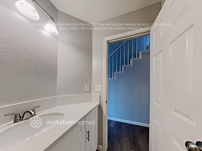 Building Photo - 4229 Gold Ridge Way