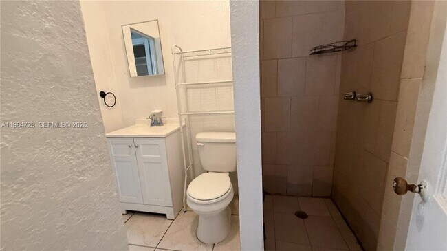 Building Photo - 225 N K St