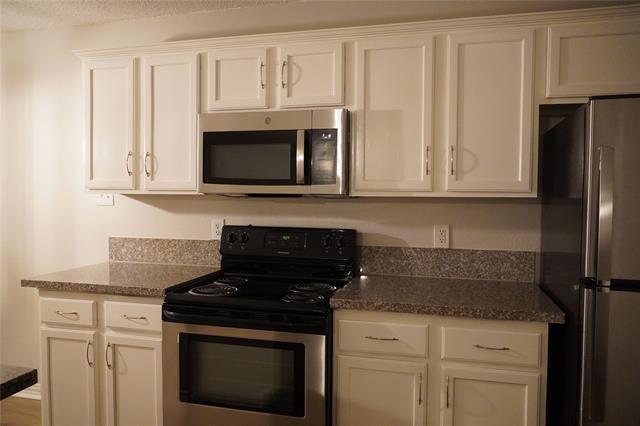 Building Photo - 9965 George Washington Dr