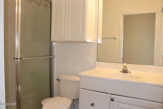 Building Photo - 1061 Oak Forest Cir