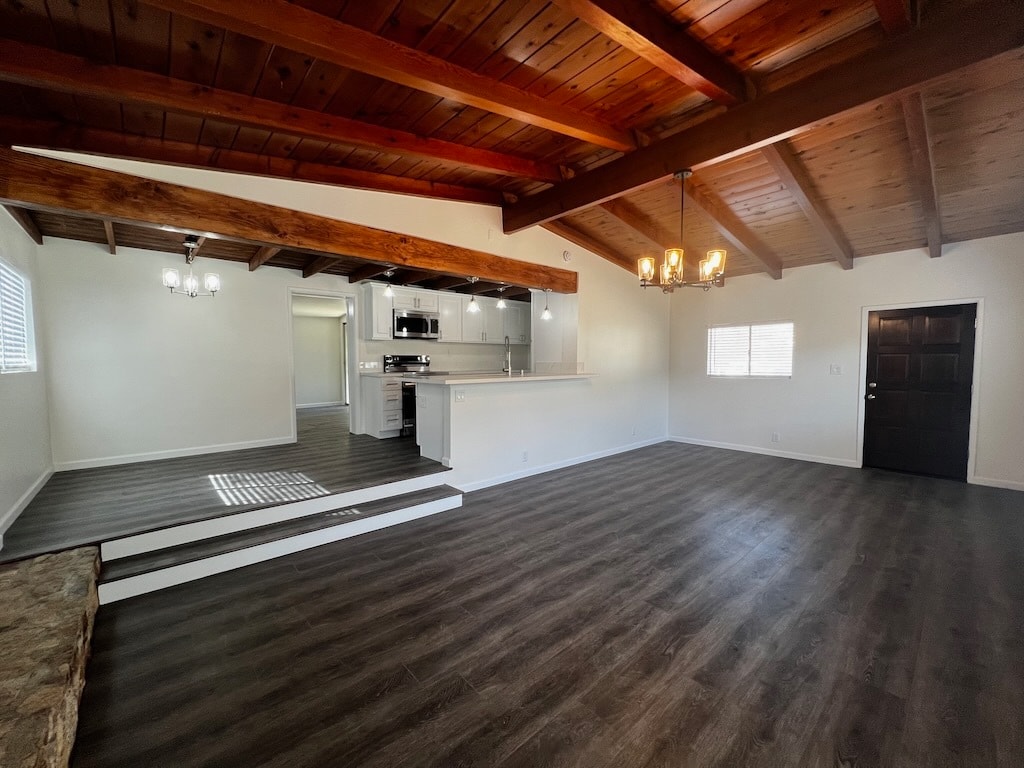 Building Photo - 367 Sirretta St