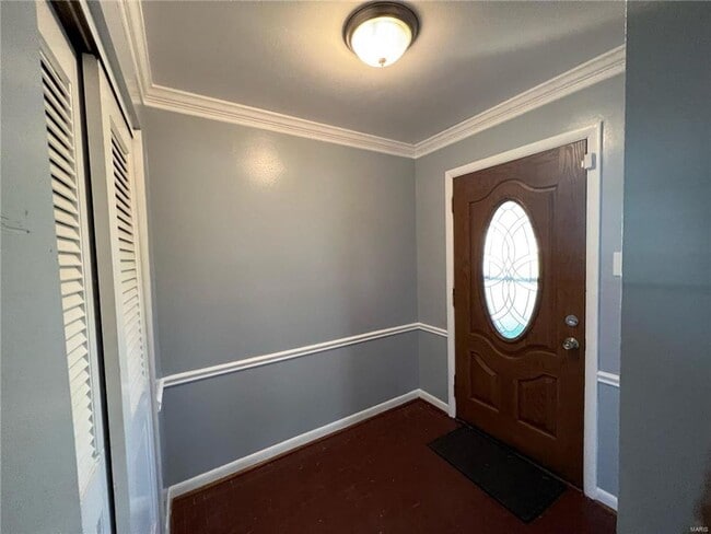 Building Photo - 1565 Zurich Dr