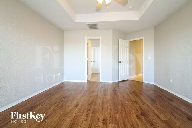 Building Photo - 3113 Highland Glen