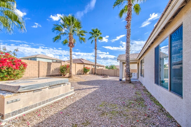 Building Photo - 40353 N Parisi Pl