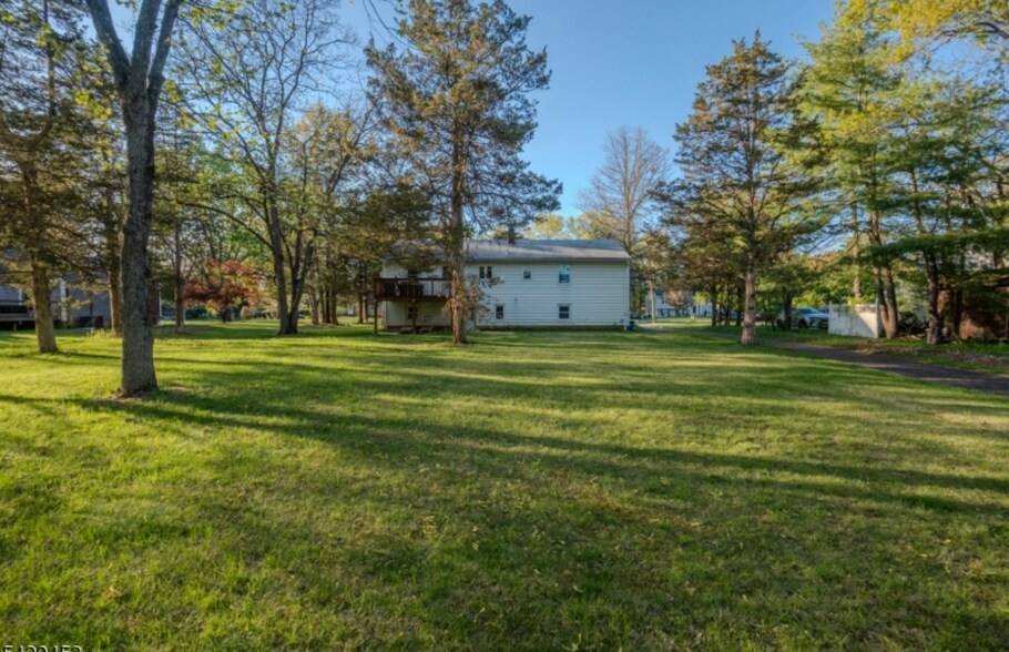 Building Photo - 532 Spring Valley Dr