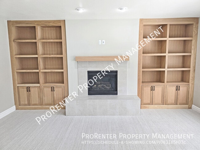 Building Photo - 843 Eaglepointe Dr