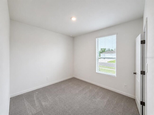 Building Photo - 644 RUTH Ave
