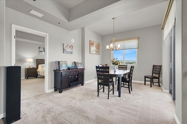 Building Photo - High Rise Condo in One Las Vegas- 4 bedroo...