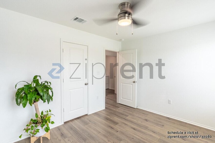 Building Photo - 17804 Willacy Cv