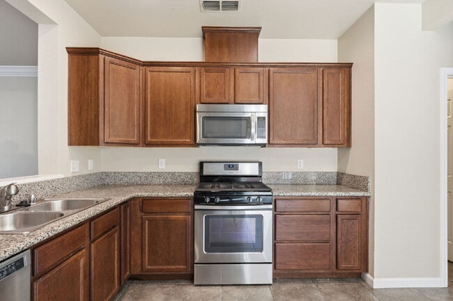 Building Photo - 669 Mission De Oro Dr