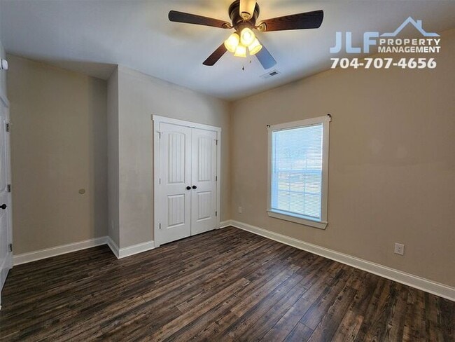 Building Photo - Charming 3 Bed/2 Bath Ranch in Kings Mount...