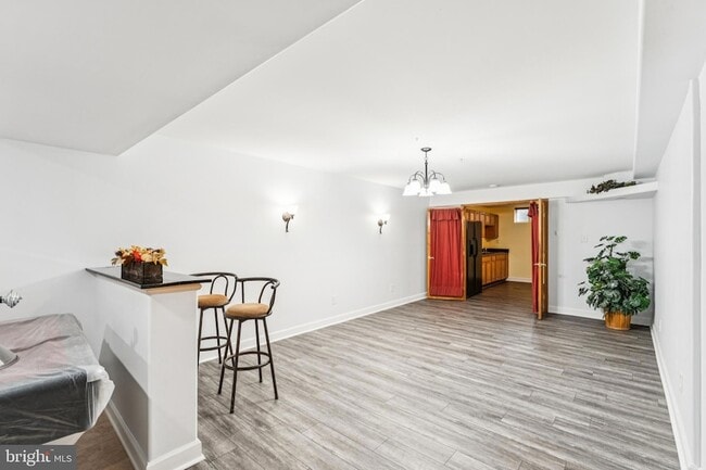 Building Photo - 109 Quail Ct