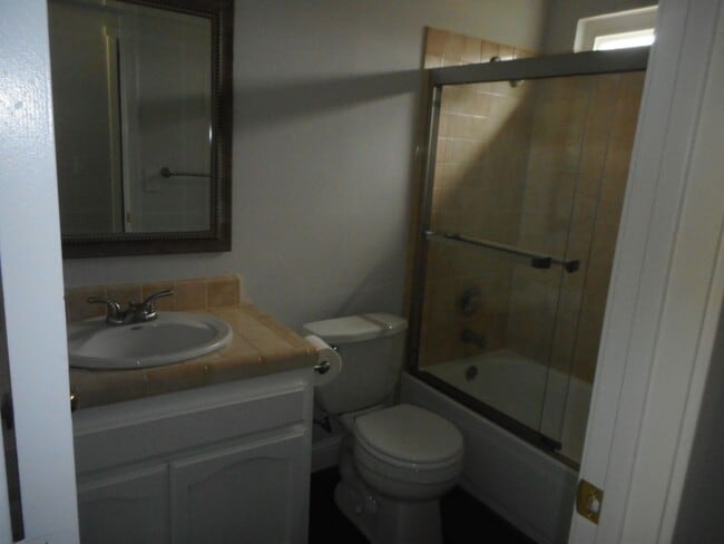 Building Photo - 4098 W. San Jose