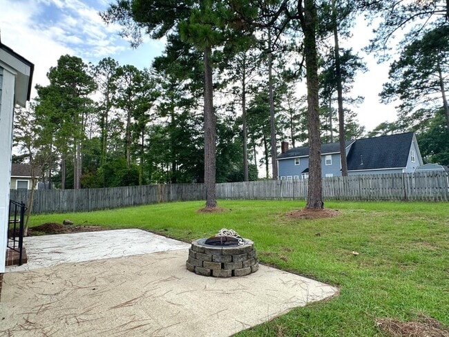 Building Photo - 5613 Kingstree Dr