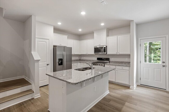 Building Photo - 103 Verlands Way