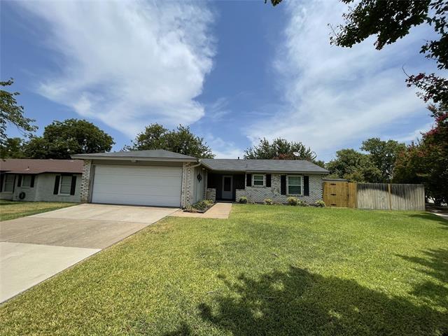 Primary Photo - 701 S Hunters Glen Cir